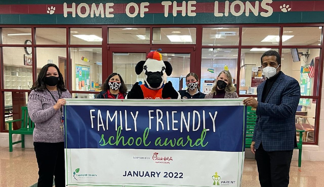 Forest Lakes Elementary School Named January Family Friendly School!
